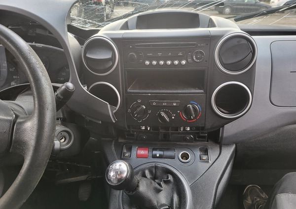 Citroen Berlingo cena 3990 przebieg: 246000, rok produkcji 2010 z Rychwał małe 211